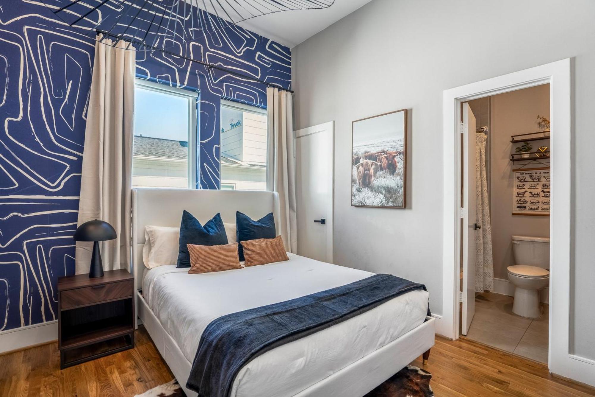 Luxury Downtown Getaway With Breathtaking Views Villa Хюстън Екстериор снимка
